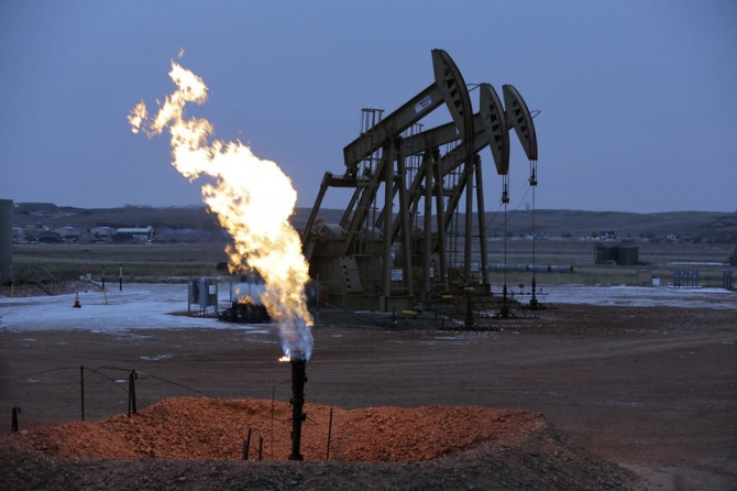 Индии угрожает экономический кризис из-за роста цен на нефть Индии угрожает экономический кризис из-за роста цен на нефть
