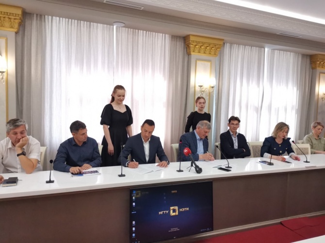 «Сибстекло» и НГТУ будут сотрудничать в рамках импортозамещения «Сибстекло» и НГТУ будут сотрудничать в рамках импортозамещения