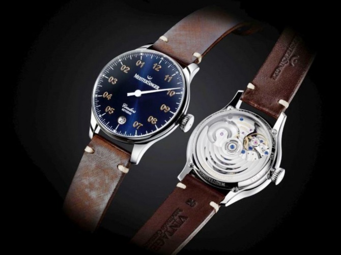 MeisterSinger Circularis Reverse – вот символ успешного трейдера. Часы, недавно презентованные в Дубаях на местной часовой выставке, носящей при этом статус международной, Dubai Watch Week. Смотри какая прелесть.
Есть, правда, один нюанс – часы MeisterSinger Circularis Reverse идут в обратную сторону! Что сделано с учетом специфики написания арабского языка. Но, не спеши расстраиваться и подумай о том, что такие часы сами по себе уникальны и могут подчеркнуть твою оригинальность, а также, дать знак, что вы имеете некоторое отношение к арабским шейхам. Оно того стоит.
