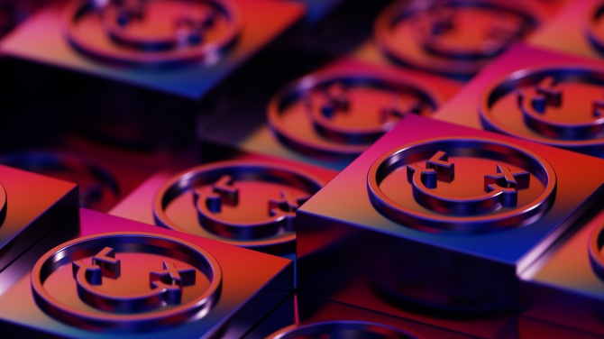 � �������������� ����������� � ��������� � ��������� �������� �������� � ������ ������������� ���������� &mdash; �� ���������������� ������, ��� NFT. � ������� �� ������������ ���������������, ��� ������ ����������� ��������, ������� ����� ������������ �������� �� ��������� ���������� ����, NFT ������������ ����� ���������� �������� ������, ���������� �������� ���������.