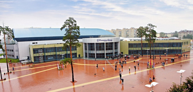 Многие должники в процессе банкротства физлиц сталкиваются с необходимостью смены юридического адреса, особенно если процедура затрагивает ИП или связанные организации. Решение возникнуть может из-за переезда, оптимизации налогов или требований суда. Важно понимать, что такая операция требует точного оформления документов, чтобы избежать задержек в арбитражном процессе.