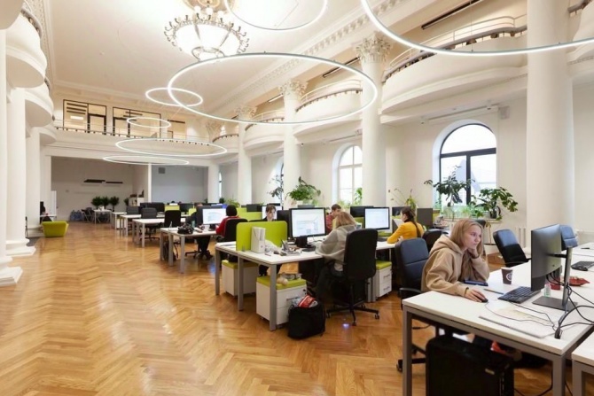 ������� ����� ���� � ������ ������� �� ������ ������ ����, �� � ��������� ������������ ����� ������������ ������������. ����� ����������� ��������� ������ �� ������������� ������ ��������, �������� ����������� � ����������� ��� ��������.