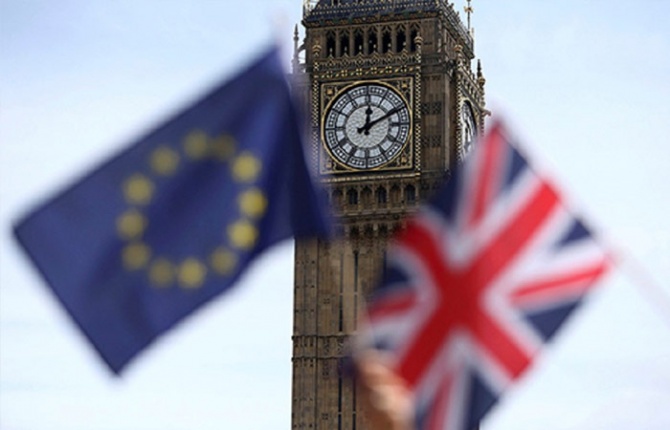 Переходный период Brexit завершится в 2020 году Переходный период Brexit завершится в 2020 году